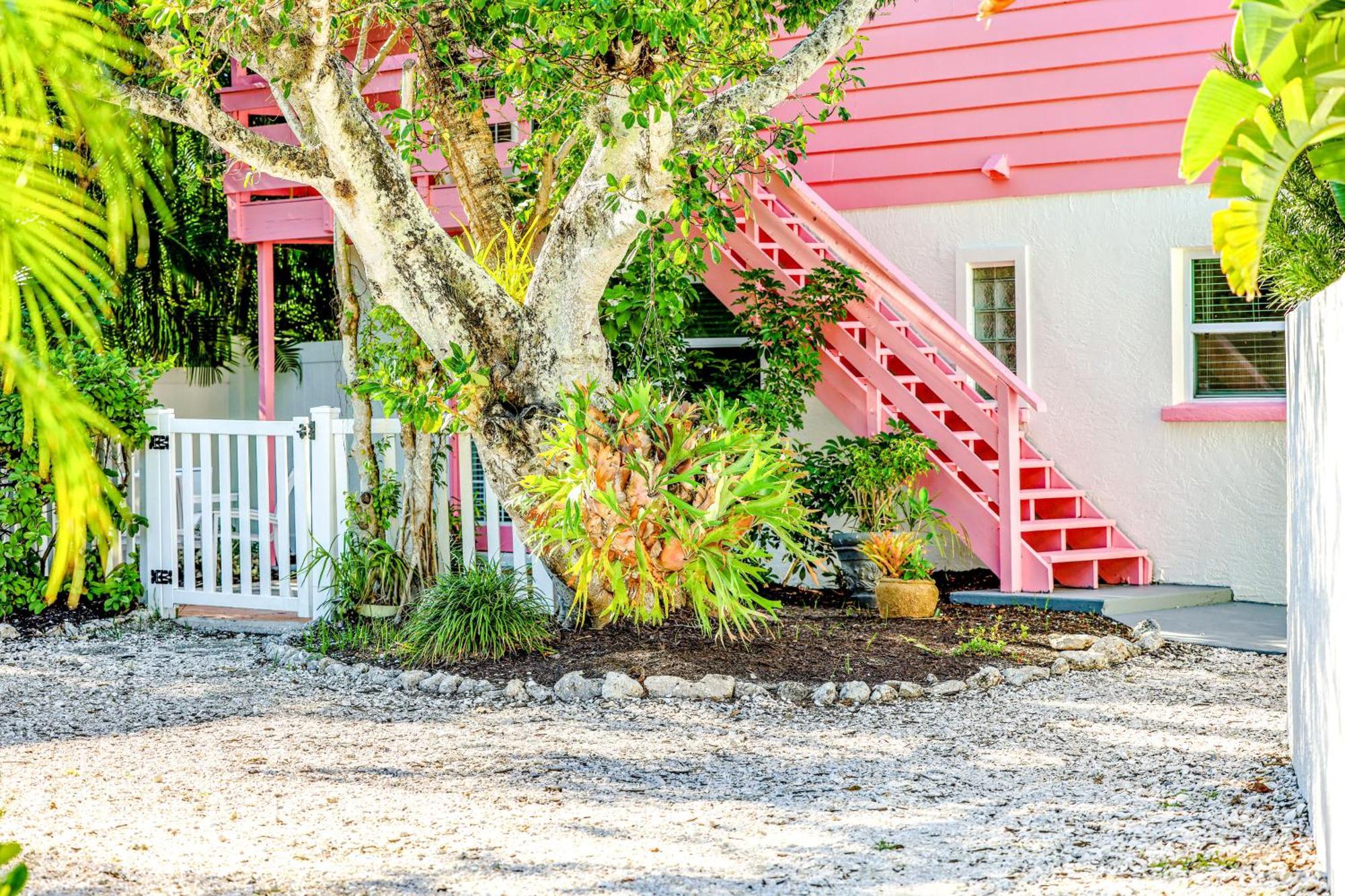 Sunrise Garden Resort Anna Maria Esterno foto